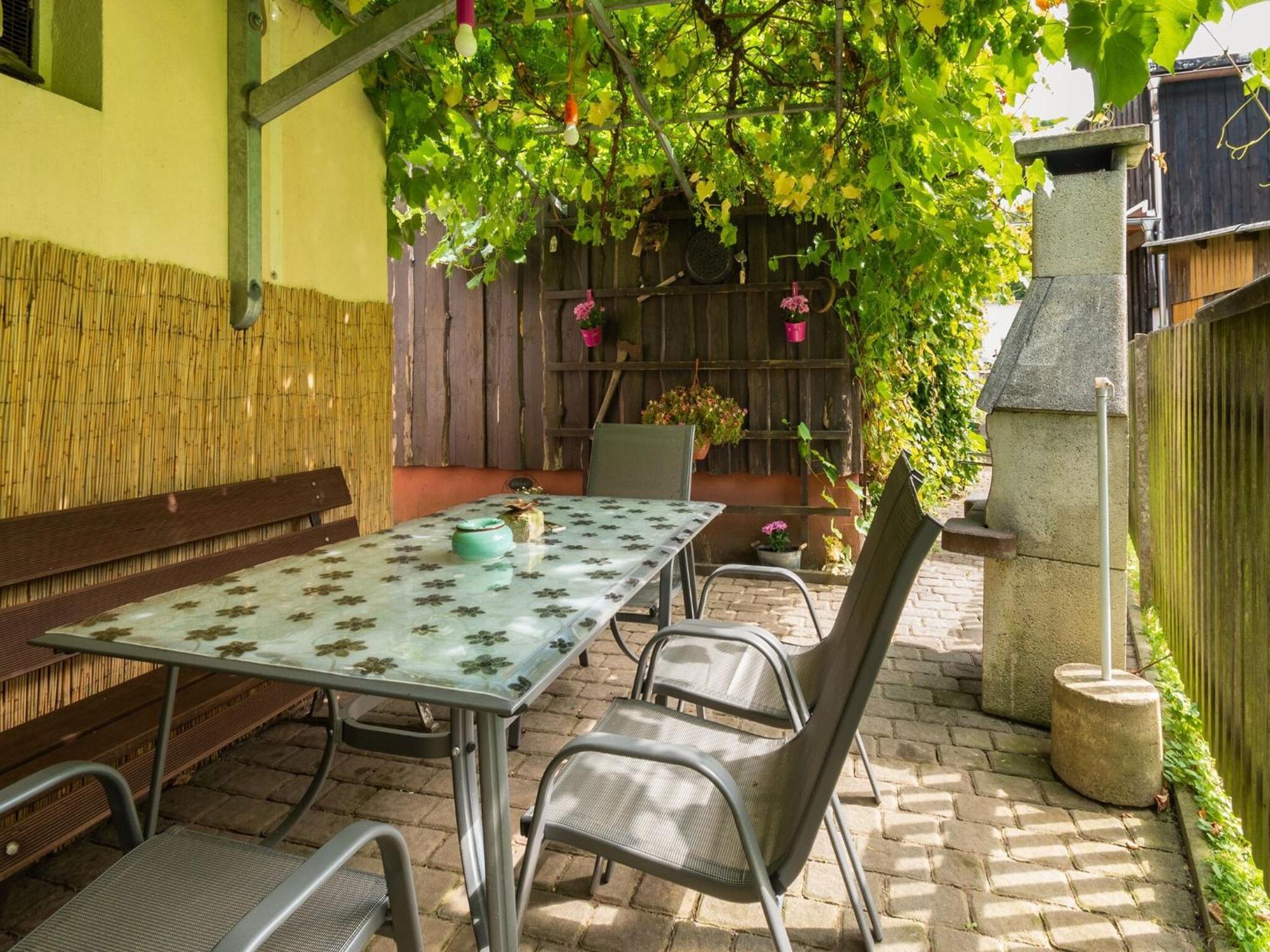 Modern Apartment In Sebnitz With A Terrace In Sebnitz Exterior photo